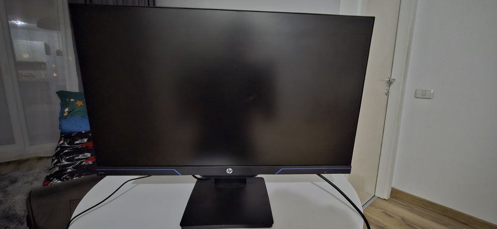 Vand monitor HP in stare excelenta