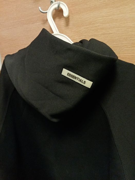 Fear Of God Essentials Суичър