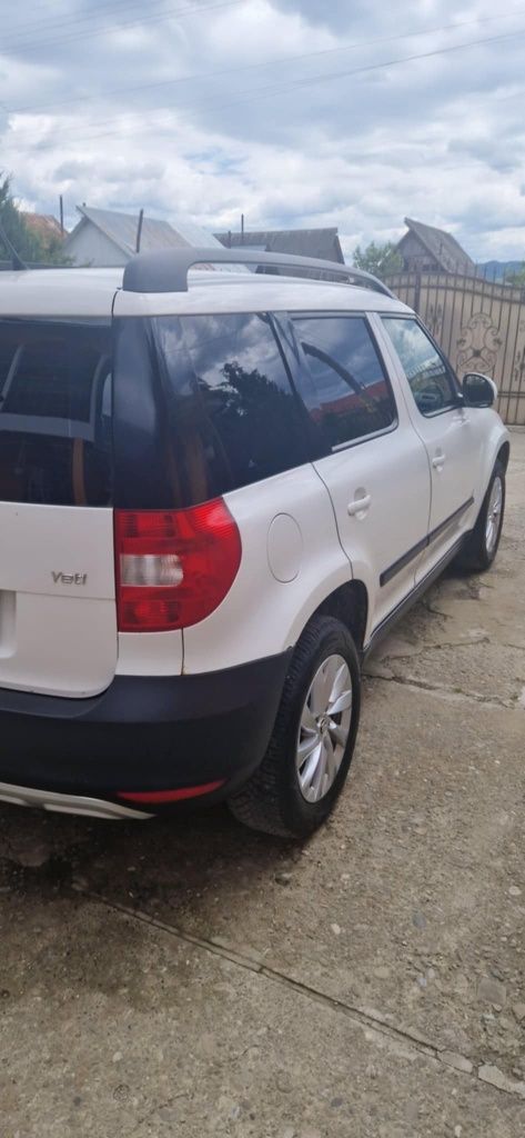 Vând Skoda Yeti 2.0 din 2011