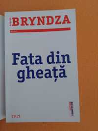 Roman "Fata din gheata" de Robert Bryndza