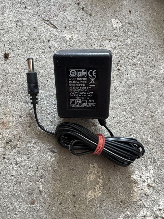 Alimentator 220 Vcc la 9Vcc 300mA