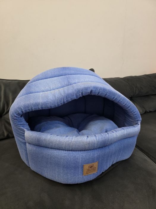 Легло тип иглу за малко куче или коте