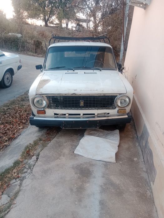 Ваз 2102 сотилади