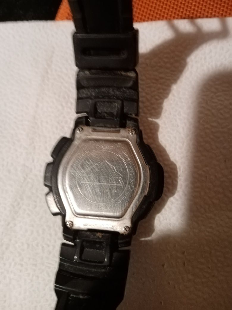 Часовник Casio Pro Trek PRG 270-4CR Tough Solar