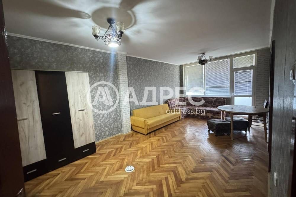 Тристаен апартамент, 90.92кв., гр.Попово