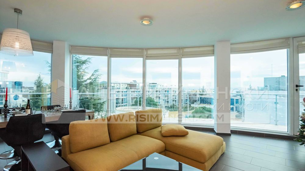 Продава се Мезонет в Бургас, Сарафово - 300 кв.м за 1167 €/кв.м - Снимка #3