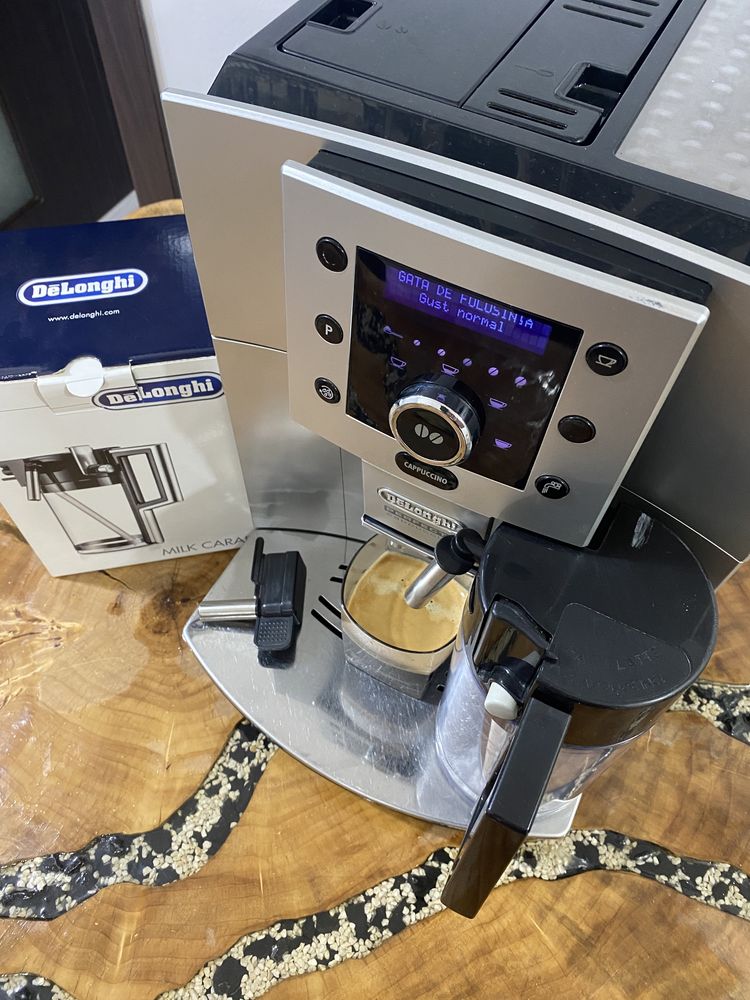 Expresor / espressor cafea delonghi perfecta