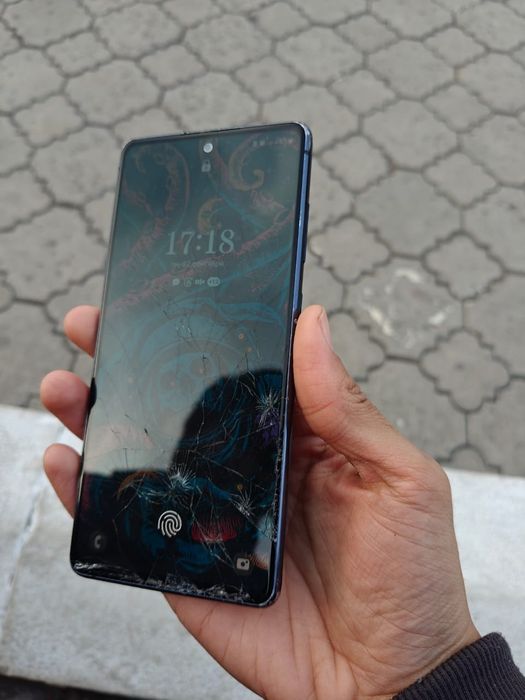 обменяю samsung s20fe