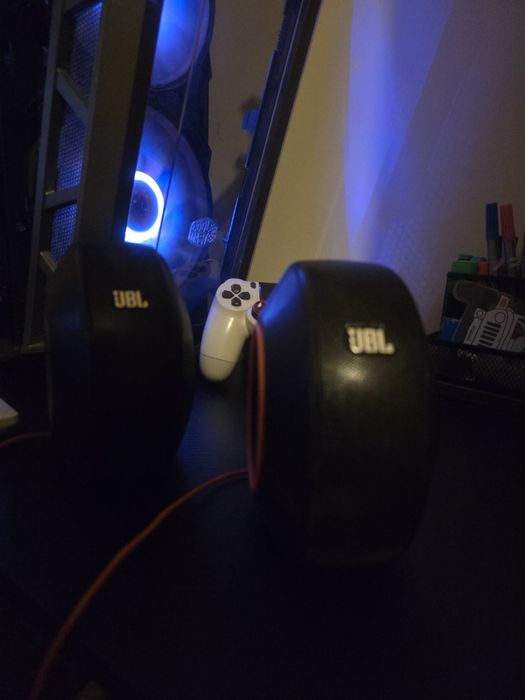 JBL Pebbles USB Desktop Speakers