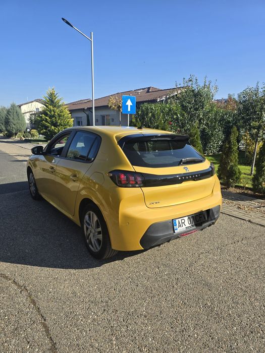Peugeot 208 UP an 2020 1.2 benzina
