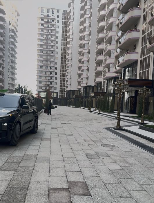 Продается 1 ком. квартира, коробка "Хонсарой" Юнусабад Орзулар.