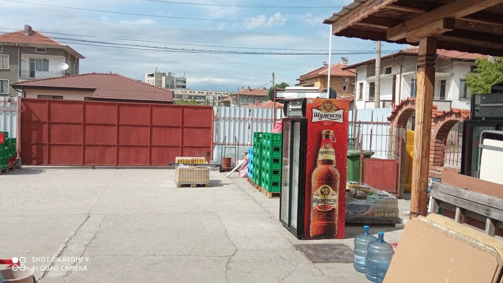 Складова база  с два входа на две улици с офис
