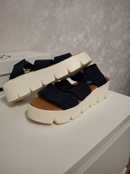 Продам босоножки в идеальном состоянии