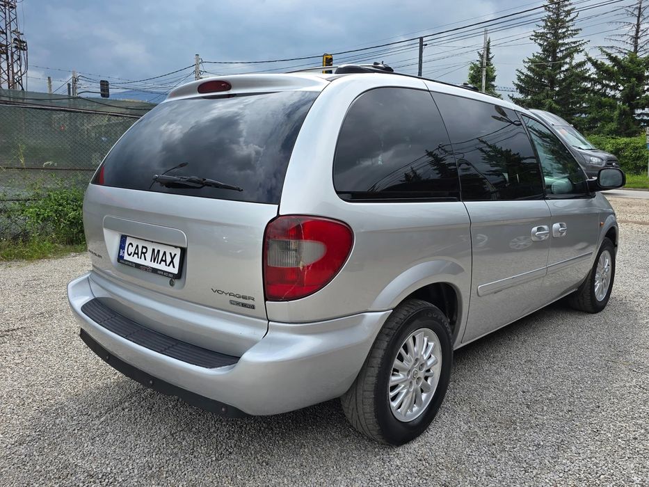 Chrysler Voyager 2.5CRD/Kожен салон/6+ 1места/Лизинг