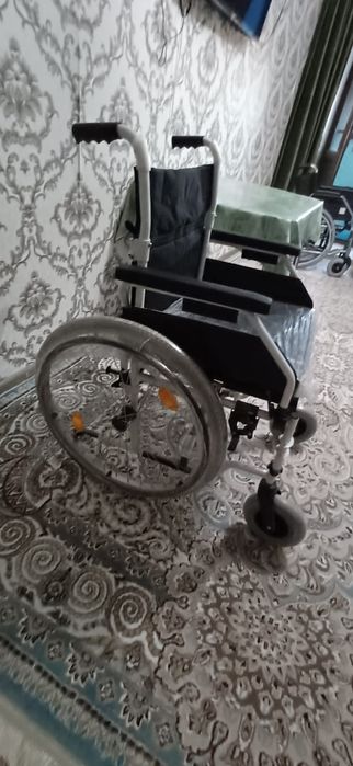 Коляска для взрослых