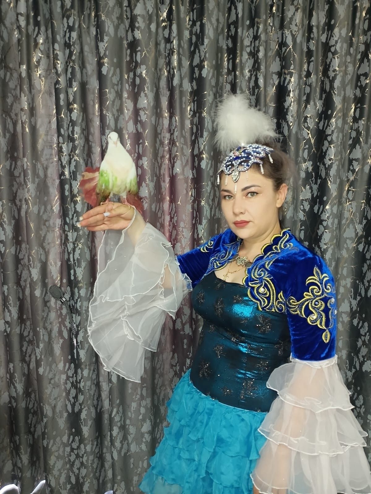 Шоу программа для взрослых и детей.