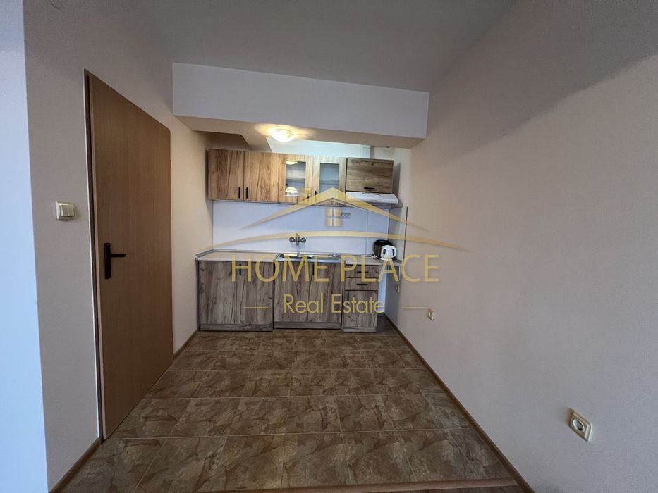 Продава се Двустаен апартамент в Варна, Бриз - 95 кв.м за 1895 €/кв.м - Снимка #2