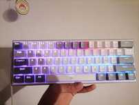 Механична клавиатура 60%