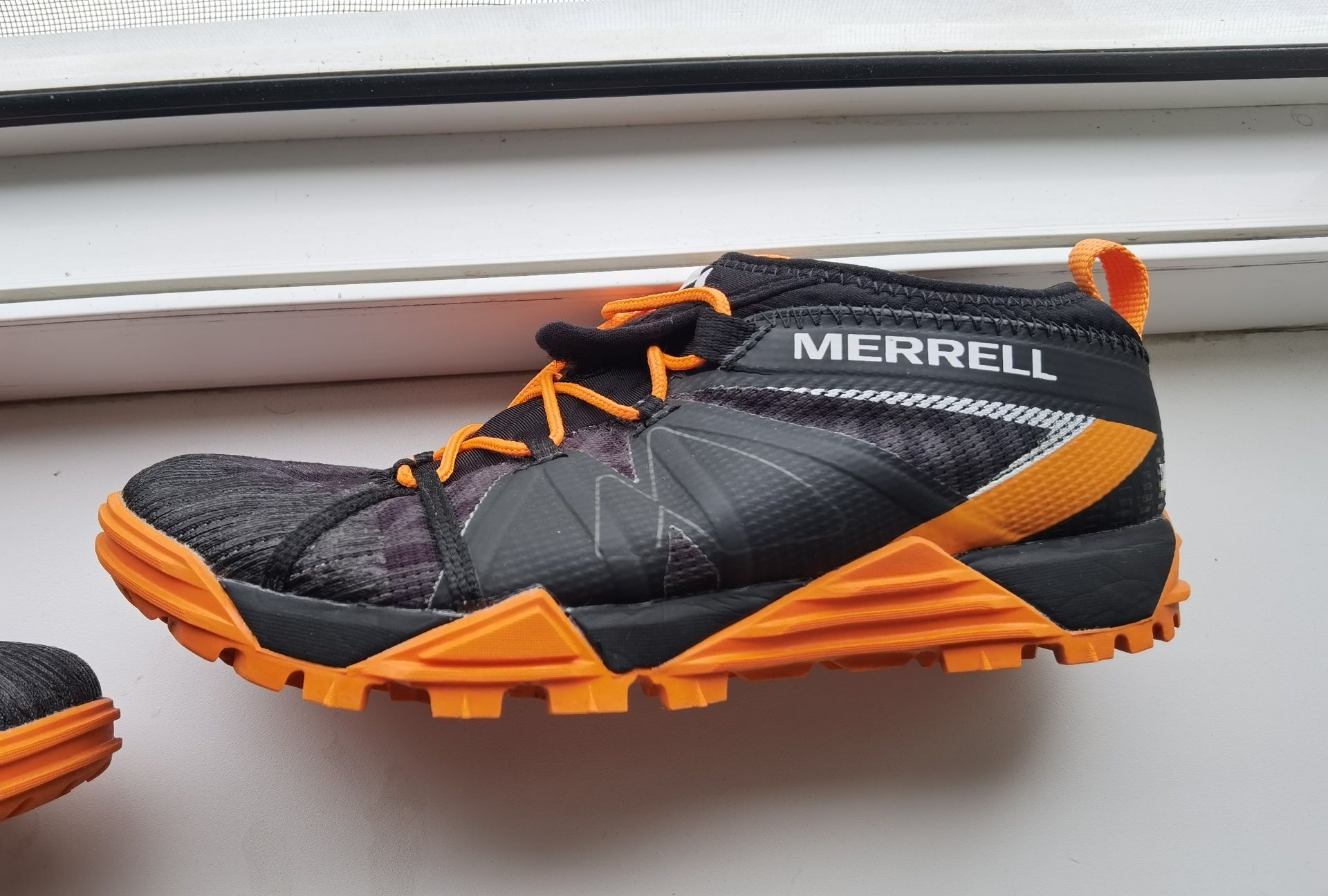 Pantofi sport MERRELL dama aproape noi, marimea 36