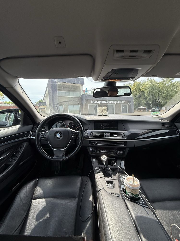 Bmw 520D F11  2.0 motor manual
