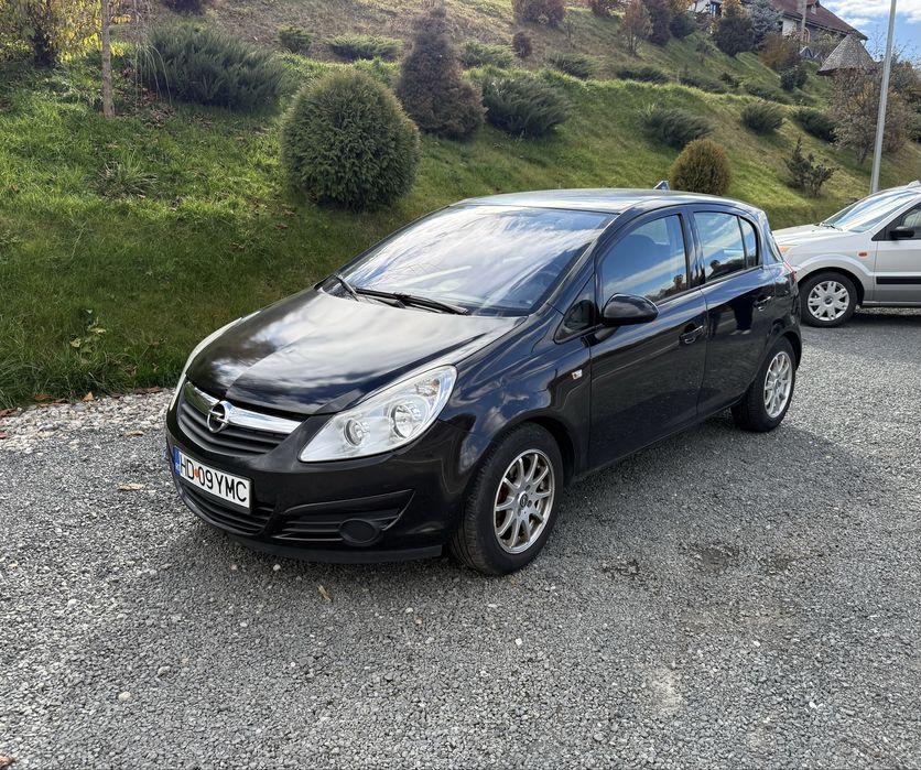 Opel Corsa D 1.2 Benzină - 2009