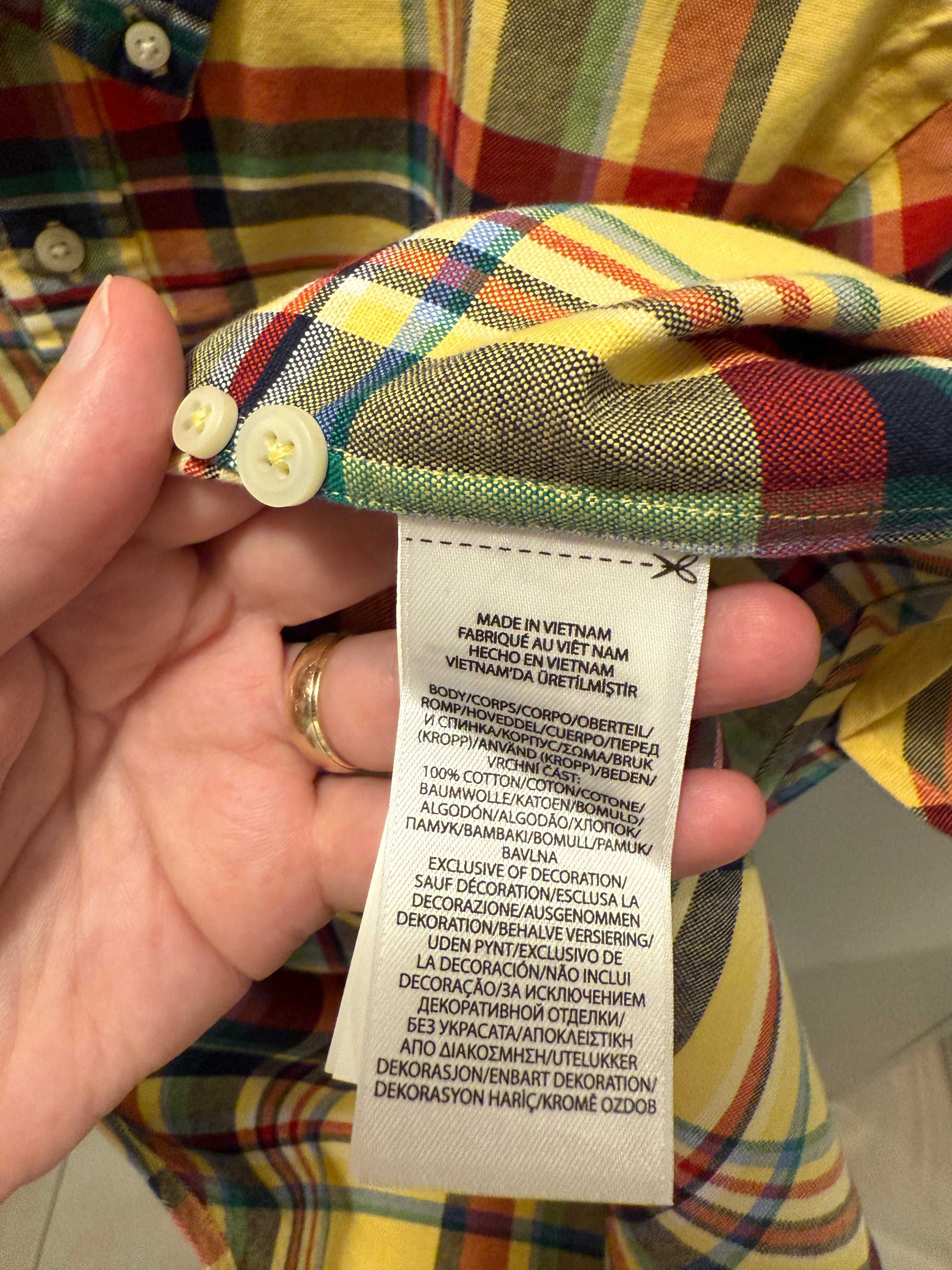 Vând cămașă Ralph Lauren, NOUĂ și ORIGINALĂ, adusă din SUA, mărimea S