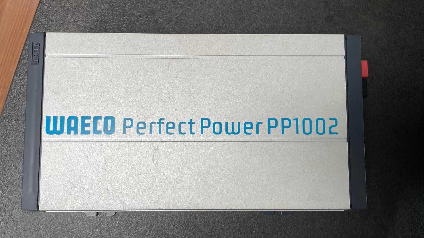 Инвертор Waeco 1000W / 12/230V