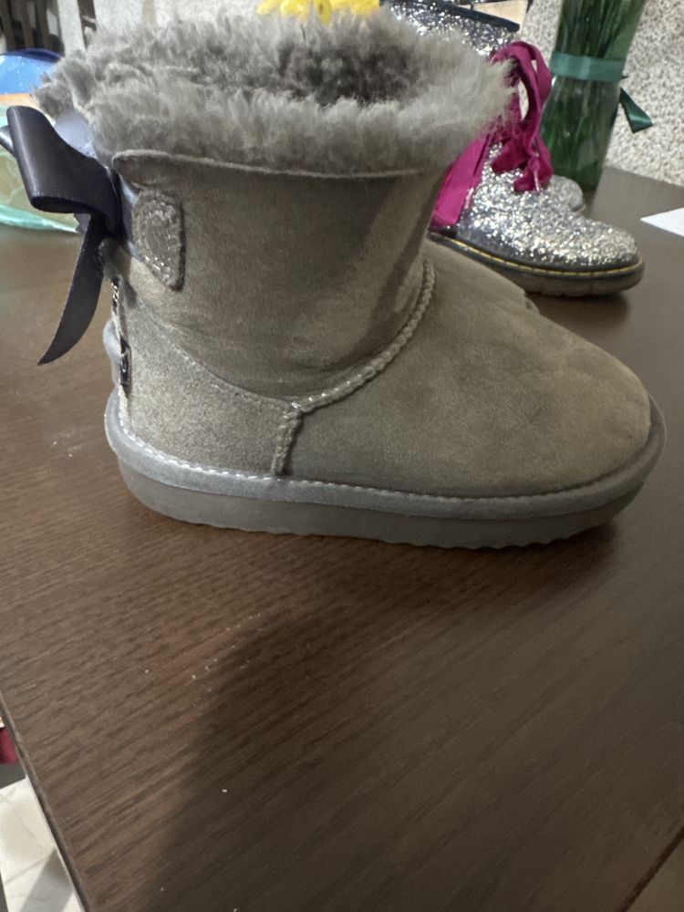 Ugg fetita nr 29