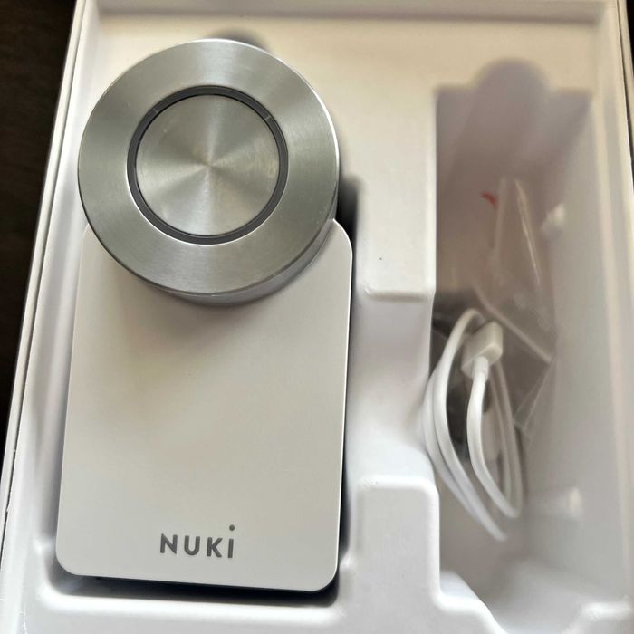 Încuietoare inteligentă (Smart Lock) Nuki 3.0 Pro - Wi-Fi integrat
