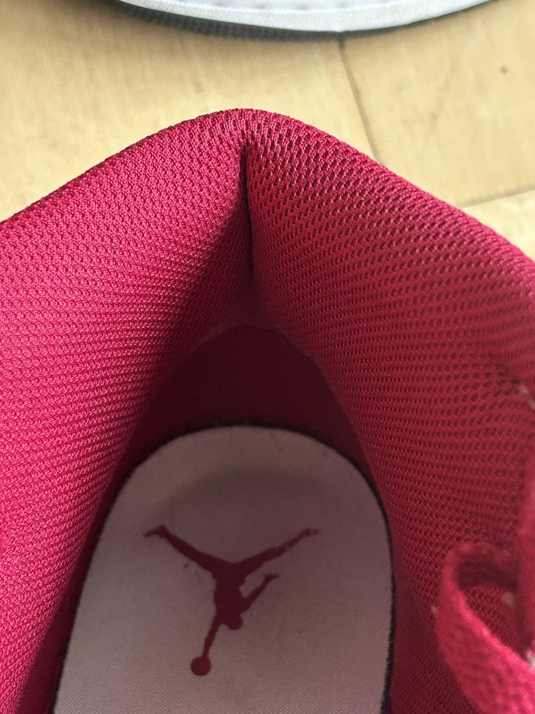 Маратонки Nike Air Jordan1  1 MID GS unisex 41 номер