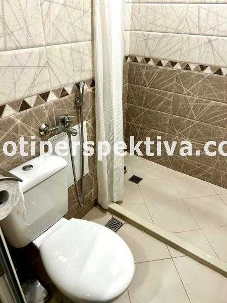 Продава се Тристаен апартамент в Пловдив, Тракия - 87 кв.м за 1650 €/кв.м - Снимка #12