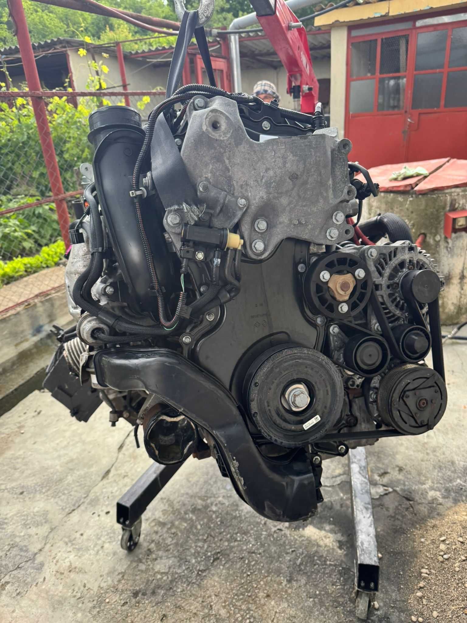 Motor Opel Vivaro 1.6dci BITURBO R9M