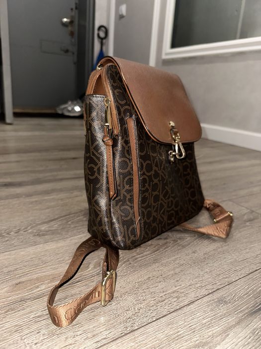 Продаю оригинальный рюкзак Calvin Klein