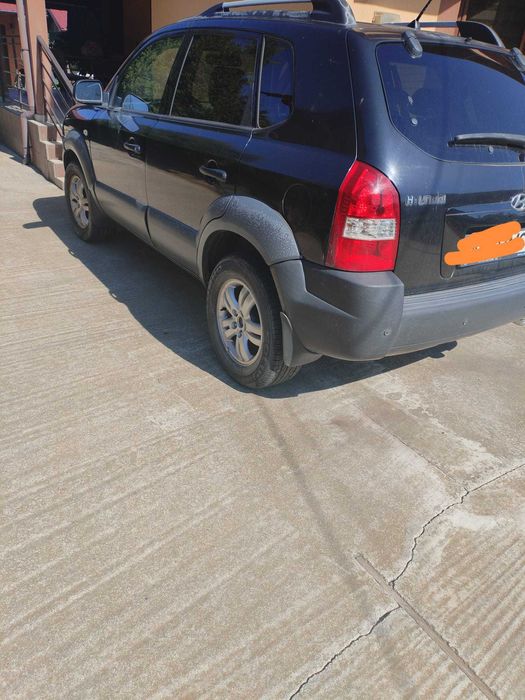 Hyundai Tucson 2.0 Benzină | 2007 | 140 CP | 2x4 | Stare buna