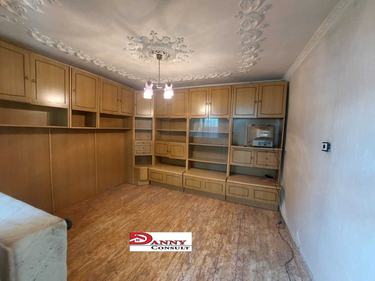 Продава се Къща в Лясковец - 120 кв.м за 425 €/кв.м - Снимка #8