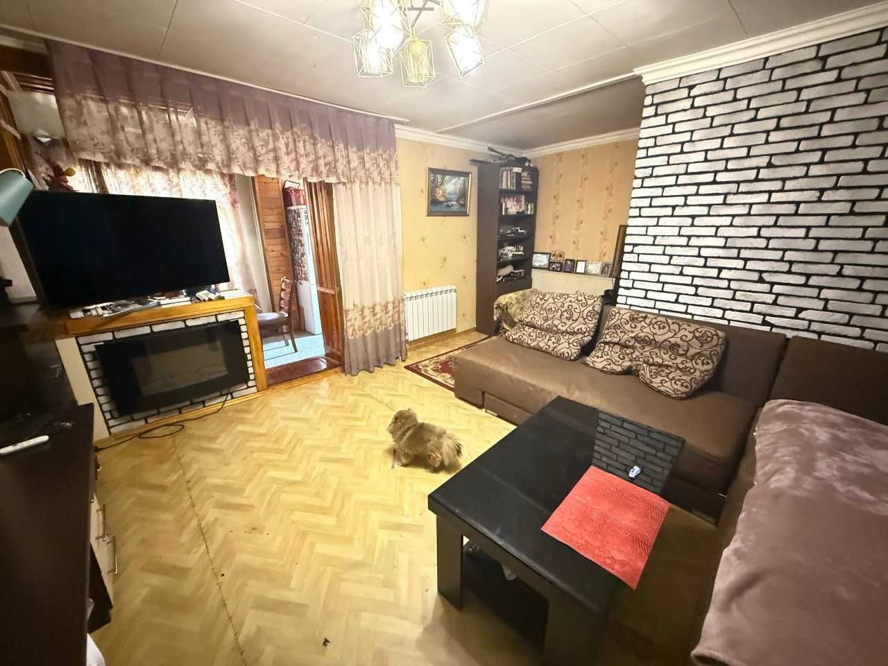 Чиланзар 1 кв. 2-к. кв., 4/4, раздельные, р-н Пионерская, 2-я линия`