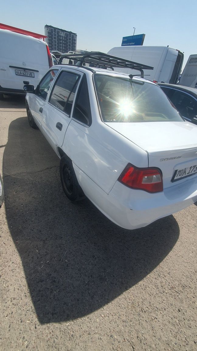 Nexia 2 Arzon narxda Srochna sotiladi