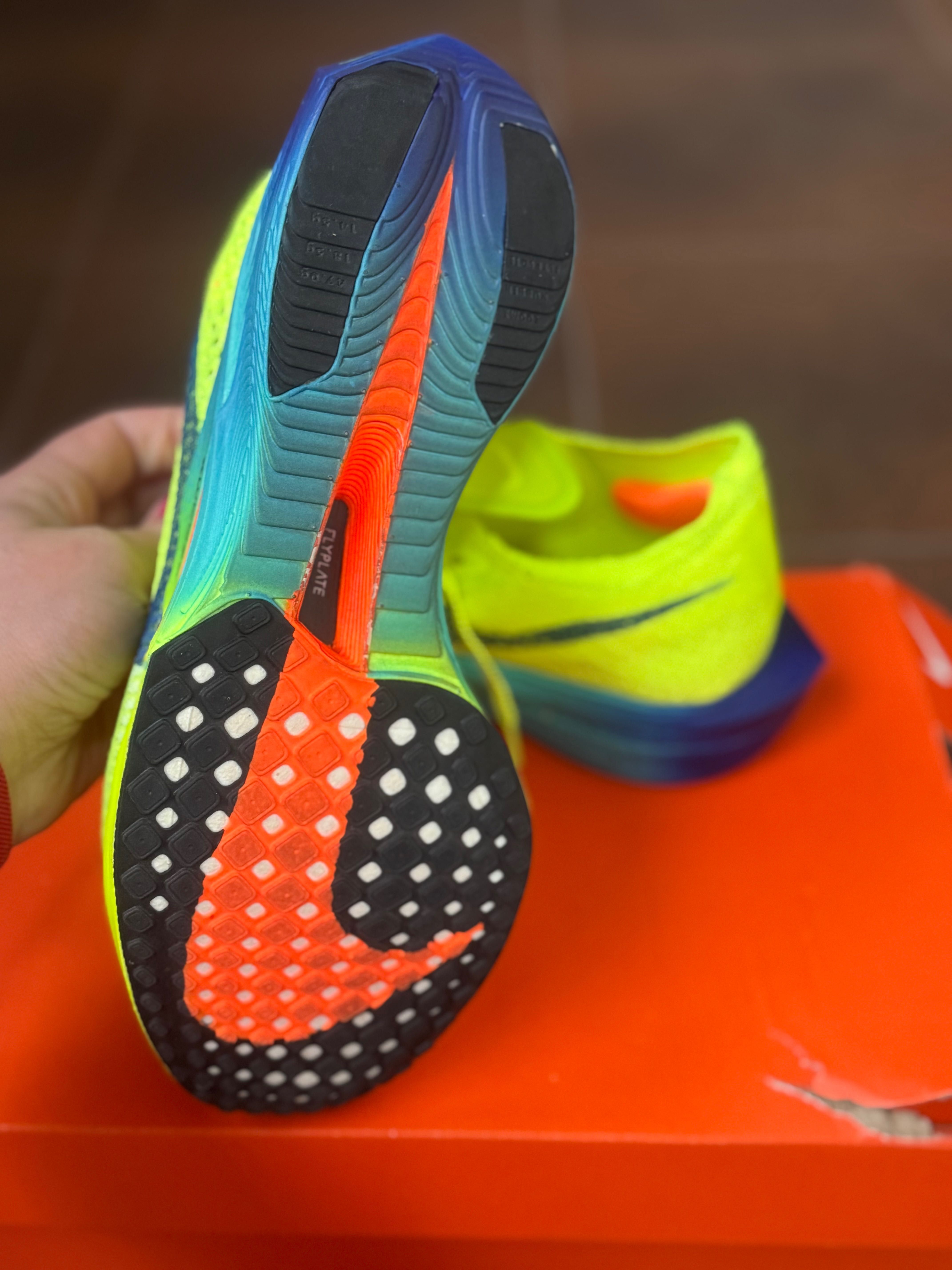 Nike Vaporfly Next% 3 чисто нови!