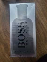 Vând parfum de lux Hugo Boss de 100 ml.