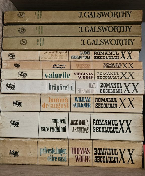 Carti vechi edituri diferite