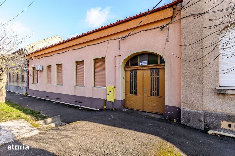 Locuință spațioasă cu grădină mare în Aradul Nou, calea Timișorii