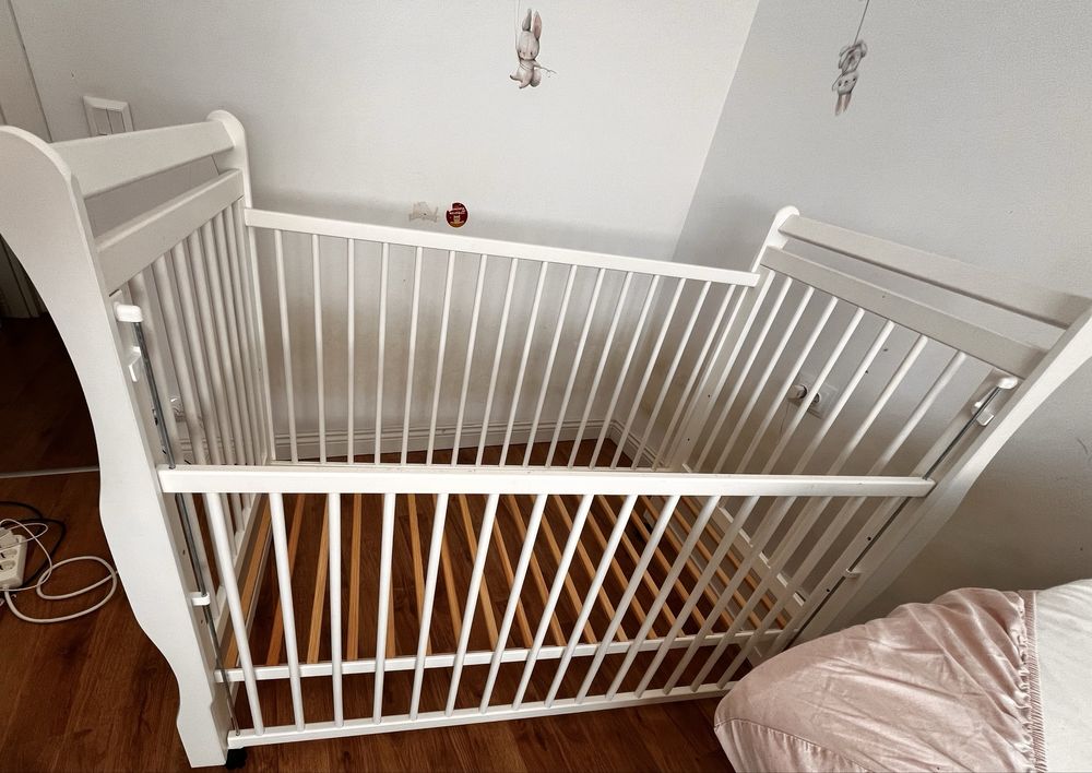 Patut lemn bebe 120x60, laterala culisanta, 3 nivele