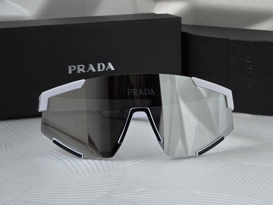 Мъжки слънчеви очила маска черни бели