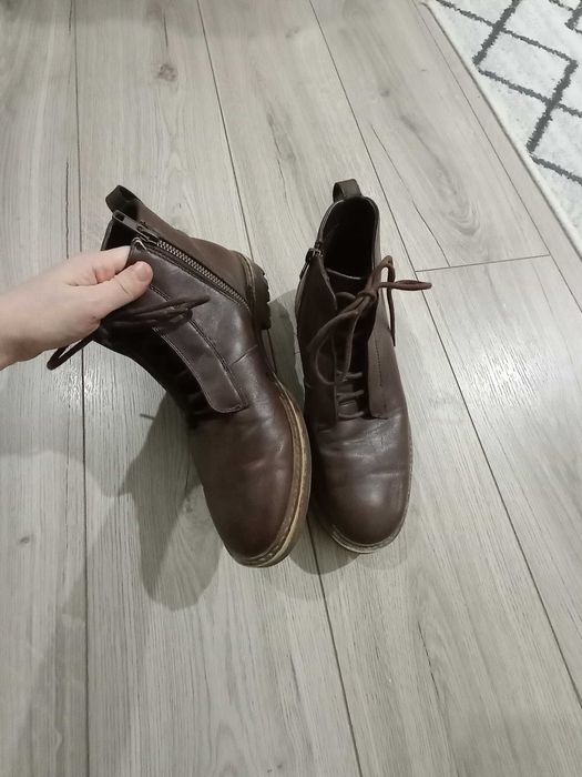 Ghete bărbați Pull&Bear mărimea 42