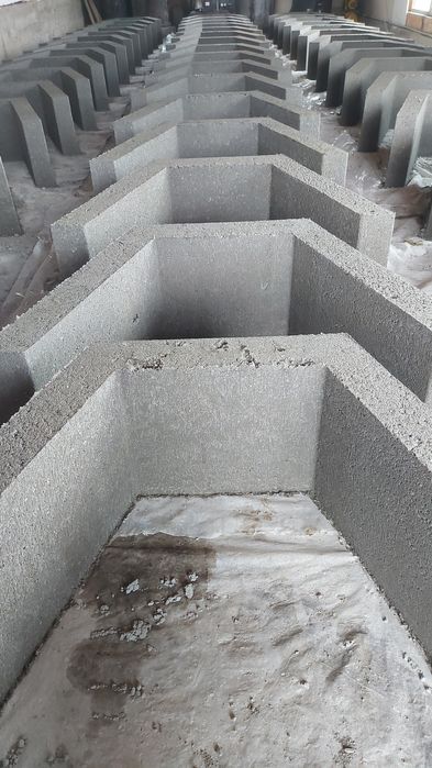 Presă/Utilaj pentru Rigole