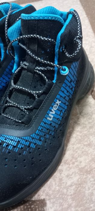 Bocanci protectie Uvex