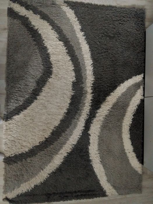 Сив килим шаги 120/170