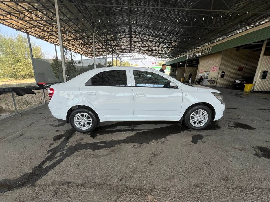 Cobalt 2022 automat 4 pozitsa