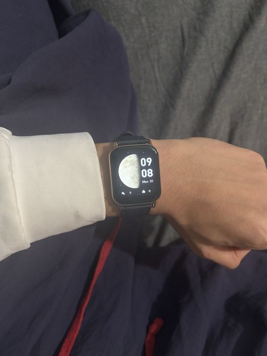 Обменяю свои 2 пары смарт часов