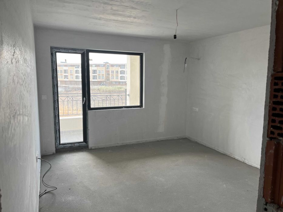 Продава се Тристаен апартамент в Пловдив, Остромила - 103 кв.м за 1428 €/кв.м - Снимка #1